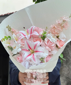 Bó Hoa Hồng Sáp Mix Ly Viền Ren Garden Tone Pastel Sang Trọng